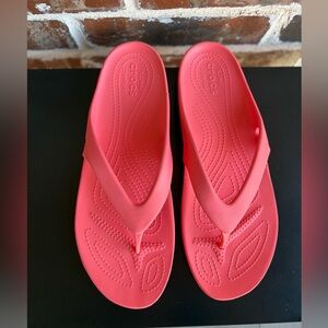CROCS Kadee II Flip Flop Thong Sandals Size 11 Coral